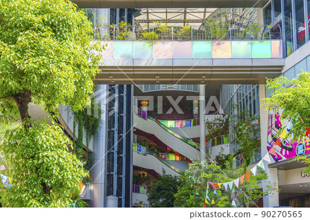 Big Step Osaka's Amerikamura Fresh Green Morning Big Step Osaka's Amerikamura Fresh Green Morning 90270565