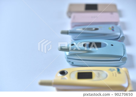 Old mobile phone Old mobile phone 90270650