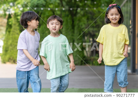 children freedom lifestyle happiness children freedom lifestyle happiness 90271777