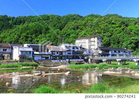 [Tottori Prefecture] Misasa Onsen (Kawahara Bath) in fine weather 90274241