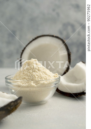 Coconut flour and coconut nut, gluten free flour,healthy alternative, healthy lifestyle concept 90275962