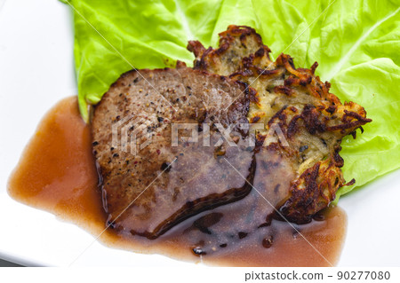 beef steak with sauce served with potato pankcakes beef steak with sauce served with potato pankcakes 90277080