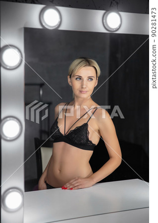 Portrait of a sexy blonde Portrait of a sexy blonde 90281473