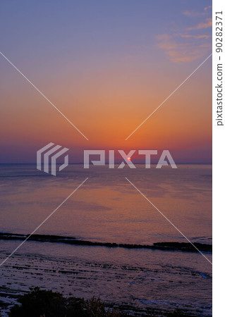 日南海岸的黎明 90282371