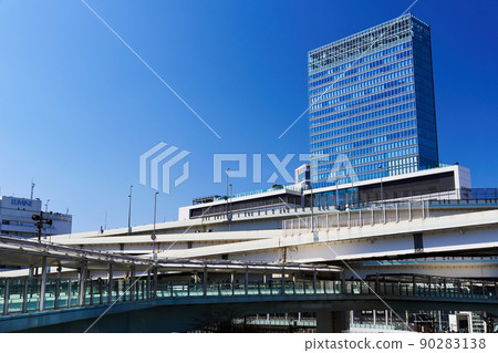 橫濱站東口周圍的風景 90283138