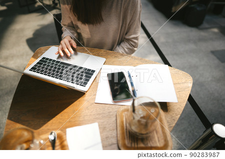 Freelancer business adult asian woman using laptop computer 90283987