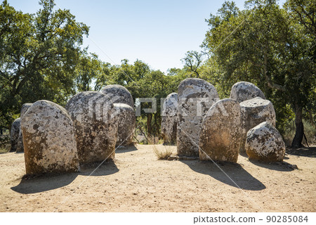 PORTUGAL ALENTEJO EVORA CROMLECH PORTUGAL ALENTEJO EVORA CROMLECH 90285084