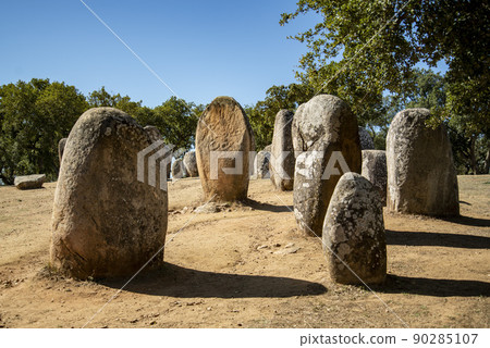 PORTUGAL ALENTEJO EVORA CROMLECH PORTUGAL ALENTEJO EVORA CROMLECH 90285107