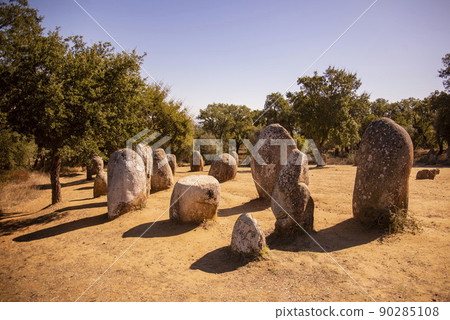 PORTUGAL ALENTEJO EVORA CROMLECH PORTUGAL ALENTEJO EVORA CROMLECH 90285108