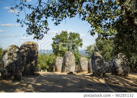PORTUGAL ALENTEJO EVORA CROMLECH PORTUGAL ALENTEJO EVORA CROMLECH 90285132