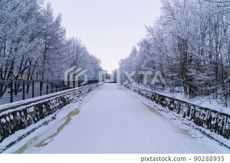 Russia. Kronstadt, January 12, 2022. Picturesque winter view of the Kronstadt Bypass Canal. 90288935