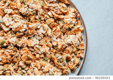 Healthy snacks frrom coconut and seeds 90289361