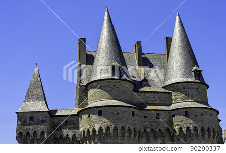 Medieval castle in the town of Vitre, France 90290337