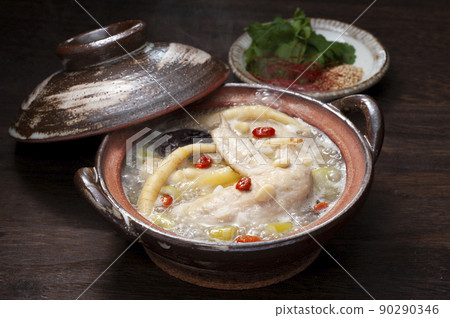 參雞湯雞翅參雞湯 90290346