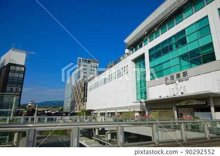 從小田原站前看小田原城 90292552