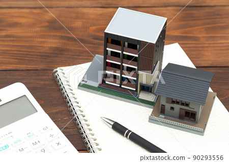 房子模型和計算器 90293556