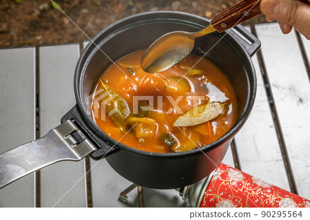 Outdoor cuisine Outdoor lunch at the cottage 90295564