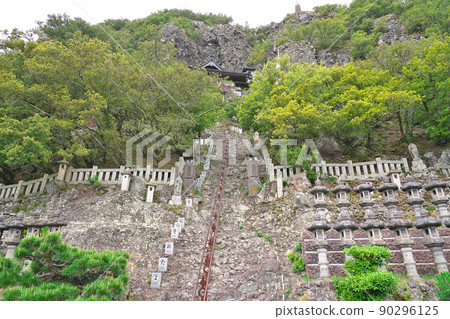 [Shodoshima Takikoji Okunoin Kasagataki] Kasagataki Otsu, Tonosho-cho, Shozu-gun, Kagawa Prefecture 90296125
