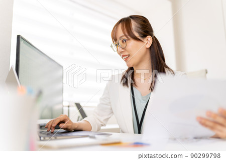 Young female engineer working from home Young female engineer working from home 90299798