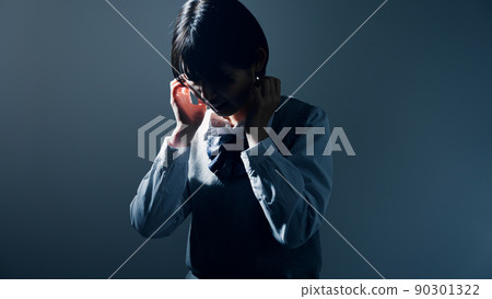 焦慮的女高中生 90301322
