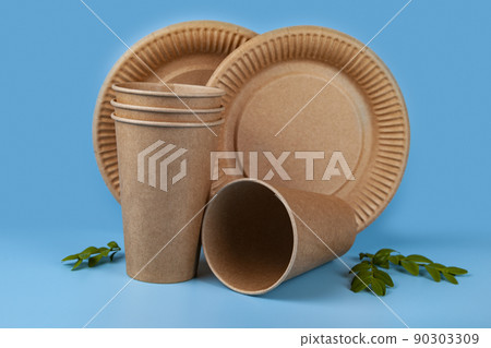 Disposable paper biodegradable cups and plates 90303309