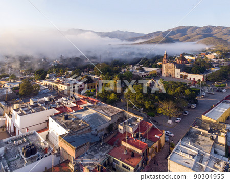 Aerial Shot of An ancient church in Jalpan de Serra, Queretaro. Mexico. Aerial Shot of Franciscan Mission of Jalpan 90304955