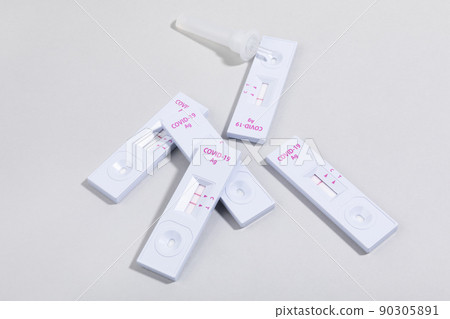 covid virus test kits with positive and negative result 90305891