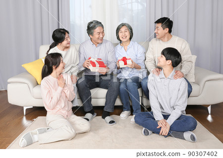 Asian Korean Family_giving gifts for Mother's Day Asian Korean Family_giving gifts for Mother's Day 90307402