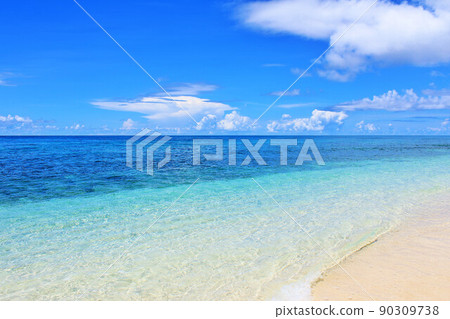 沖繩宮古島藍天和大海 沖繩宮古島藍天和大海 90309738