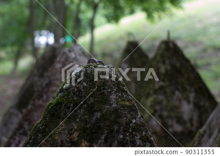 Reinforced concrete anti-tank barrier 90311355