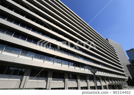 中央政府4號樓（內閣秘書處、內閣法制局、內閣辦公室、消費者事務廳、重建廳、環境糾紛協調委員會） 90314402