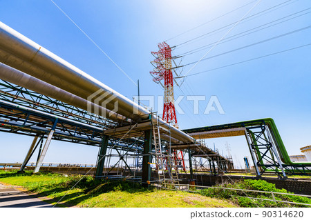 Pipeline LNG liquefied natural gas [Russia's invasion of Ukraine causes global tight supply and demand] 90314620