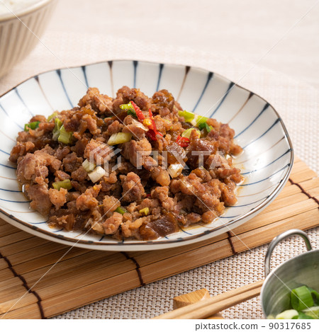 Melon Meat Melon Meat Rice GUA ZI ROU FAN ルーロウファン 90317685