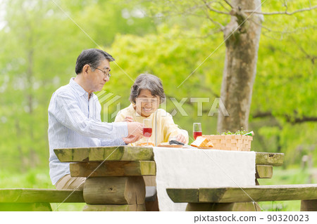 健康的年長夫婦 90320023