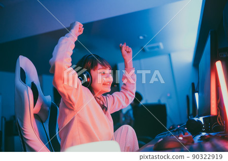 握拳 女生 女孩 90322919