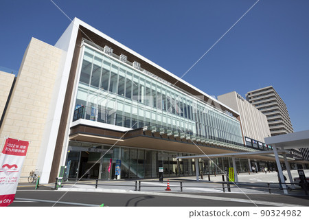 The new Isahaya station 90324982