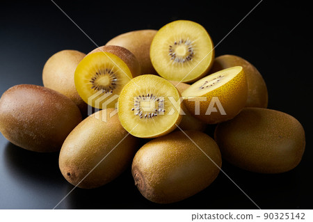 gold kiwi 90325142