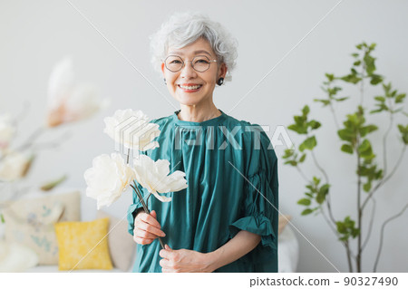 白髮女性的生活方式 90327490