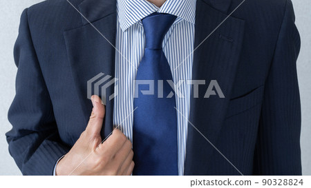 穿西裝的商人 90328824