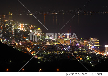 Night view of Beppu (Beppu City, Oita Prefecture) Night view of Beppu (Beppu City, Oita Prefecture) 90328996
