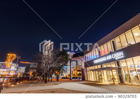 Night view of the ropeway platform at Yokohama Canal Park 90329703