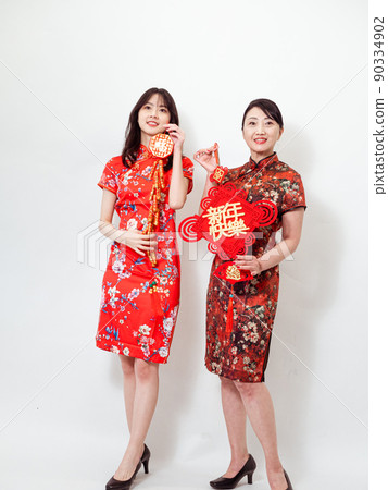 由傳統旗幟、女性和成熟女性書寫，Maetsuki 為白色背景。 90334902