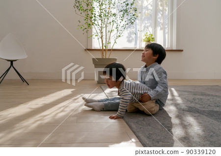 兒童 孩子 小孩 90339120