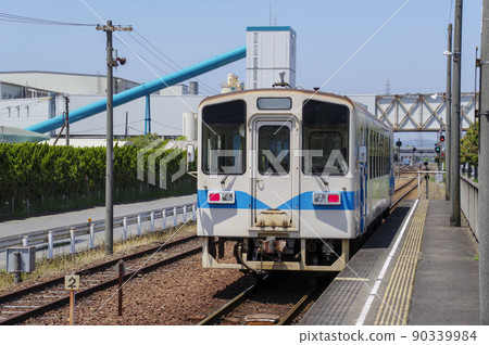 運行在水島工業區的柴油火車 運行在水島工業區的柴油火車 90339984