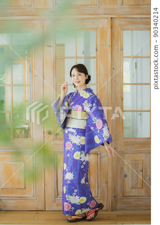 浴衣的女人 90340214