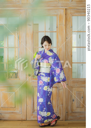 浴衣的女人 90340215