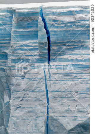 Antarctica - Icebergs - Closeup 90341829