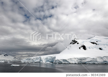 Cruising in Antarctica - Fairytale landscape 90341989