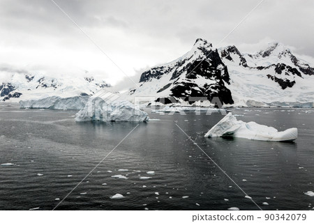 Cruising in Antarctica - Fairytale landscape 90342079