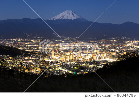 Mt. Fuji and Kofu city night view 90344799